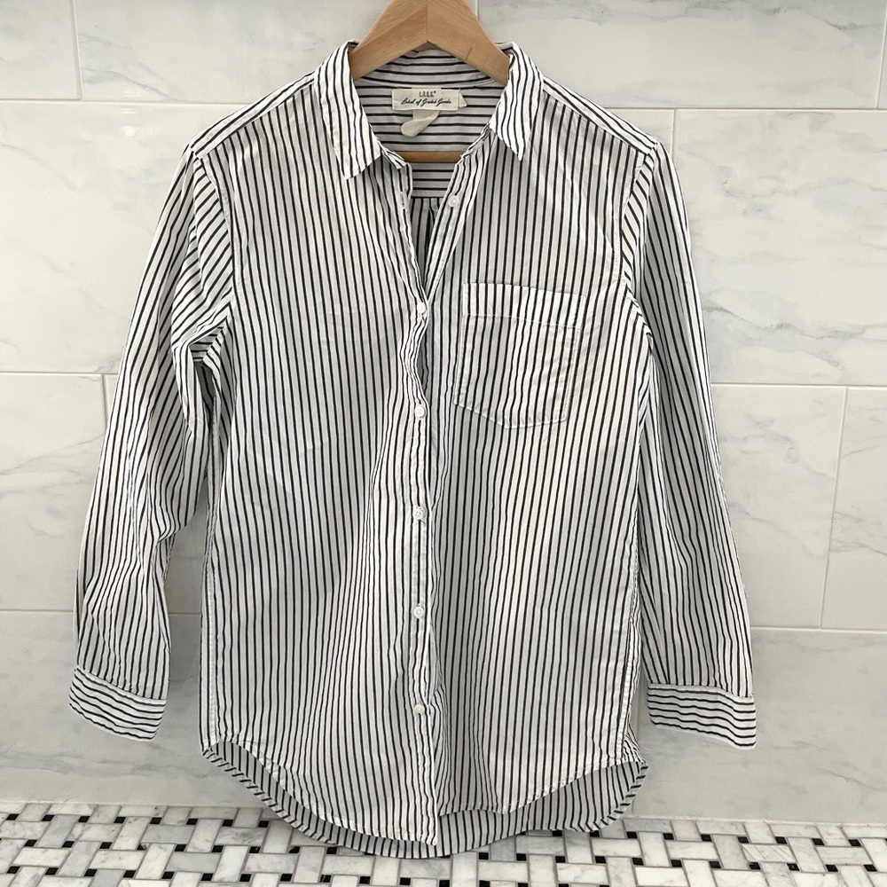 Long Sleeve Black and White Striped Button Down Shirt